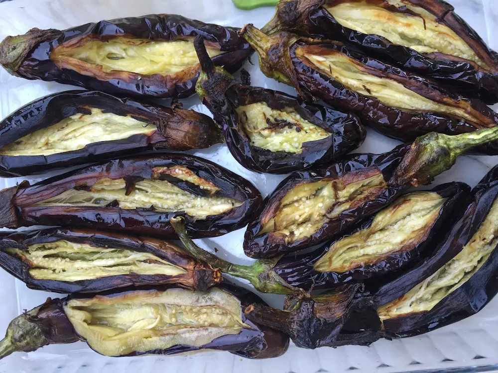 İmam Bayıldı – stuffed eggplants with colorful filling